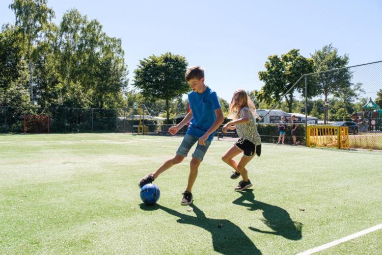 Camping De Pallegarste Chalet 119 Marienberg Εξωτερικό φωτογραφία