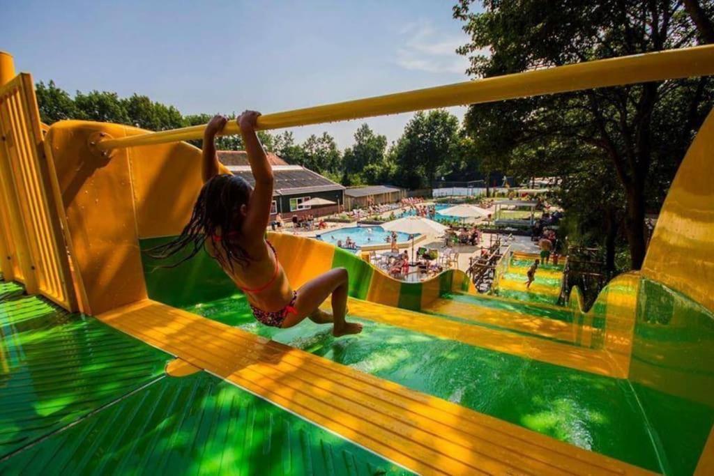 Camping De Pallegarste Chalet 119 Marienberg Εξωτερικό φωτογραφία